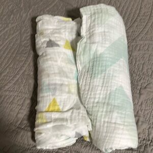 Cloud Island swaddling blankets- set of two